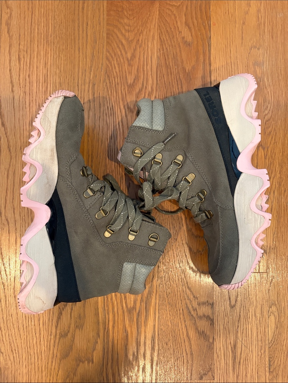 Sorel Kinetic Olive & Pink Waterproof Hiking Boots